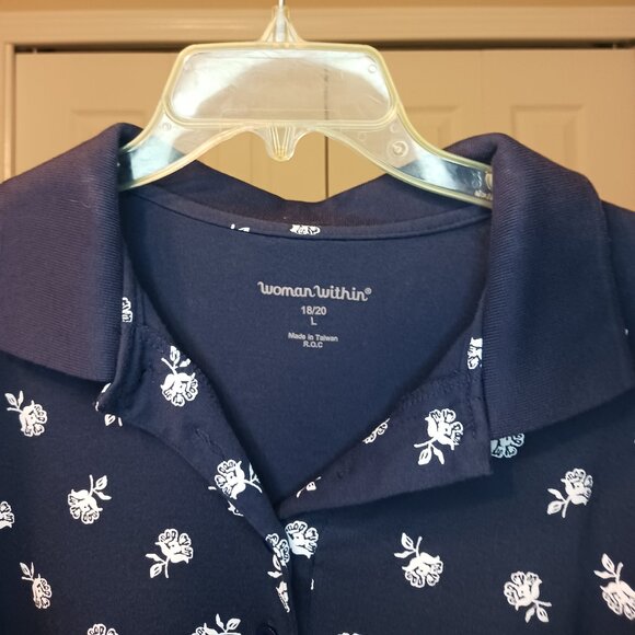 #108 3/$18 - Women Within Blue/White Short Sleeve Top Size L - Picture 5 of 7